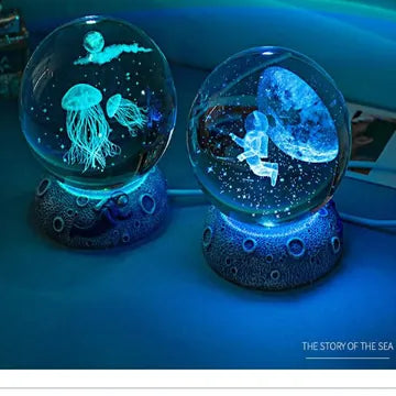 Glob de Cristal 3D cu Bază Luminoasă – Lumină de Noapte Artistică, Cadou Decorativ